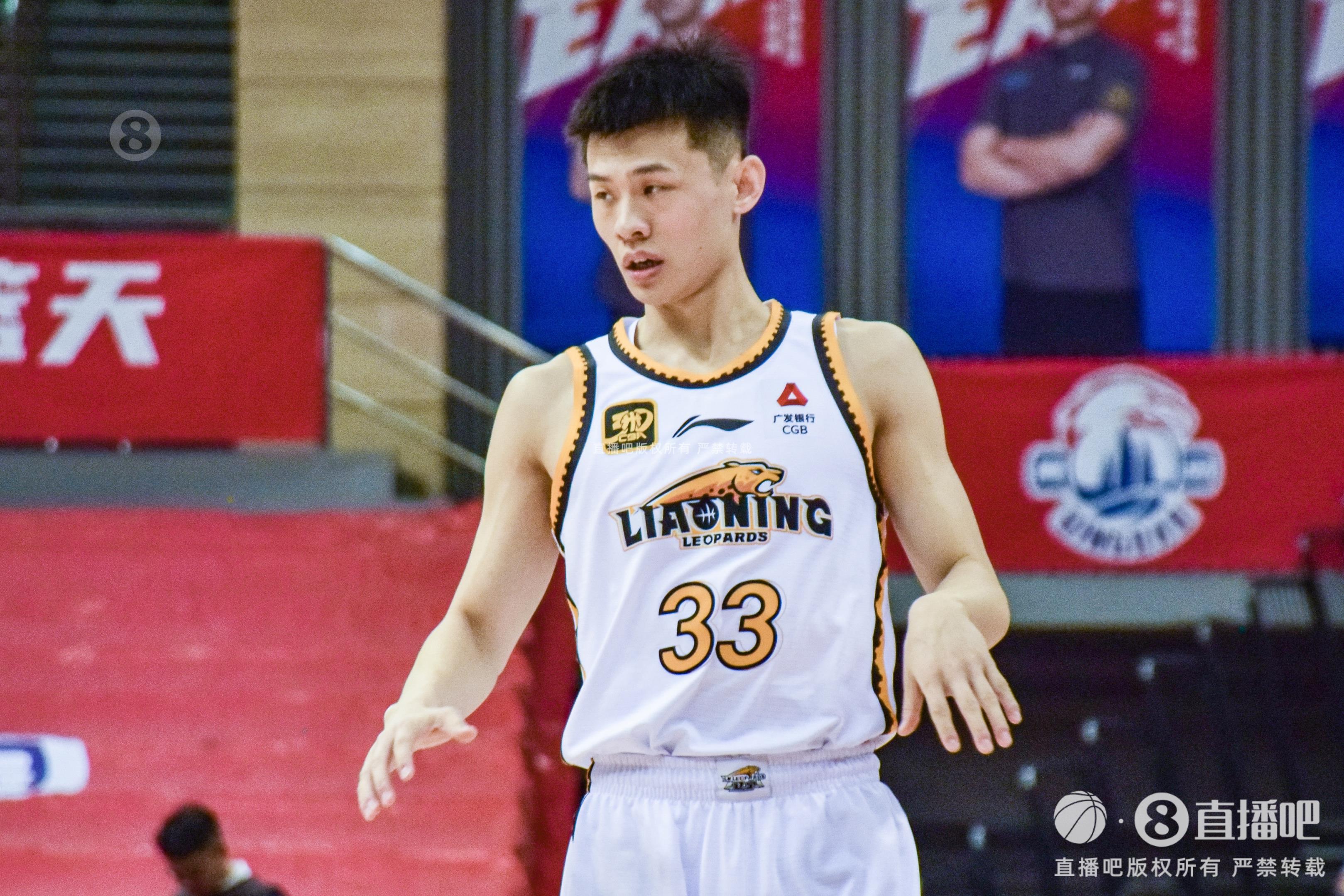 盡力了！王嵐嵚末節(jié)2記三分 全場18分鐘4中3拿到10分